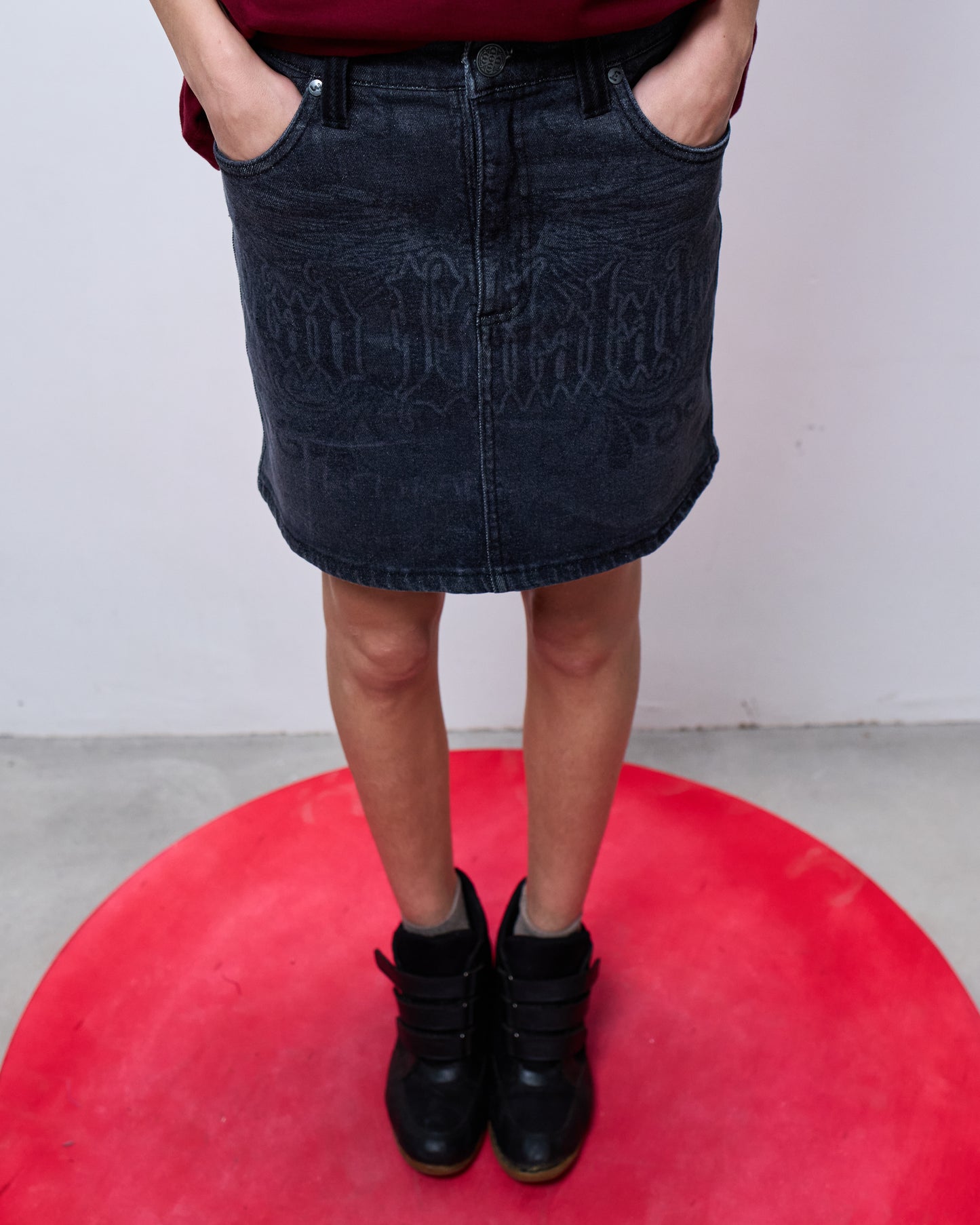 SAIA CURTA JEANS MAD ROCK