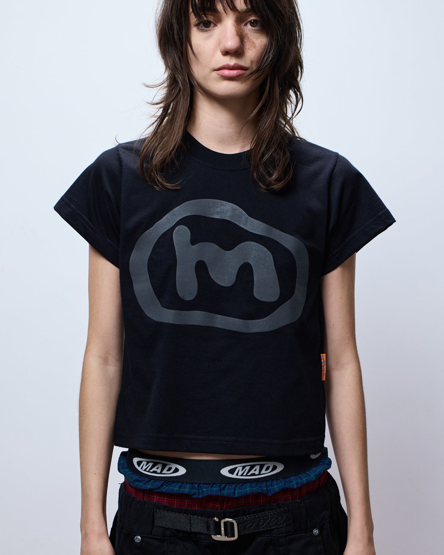 BABY TEE M RELEVO (PRETO)