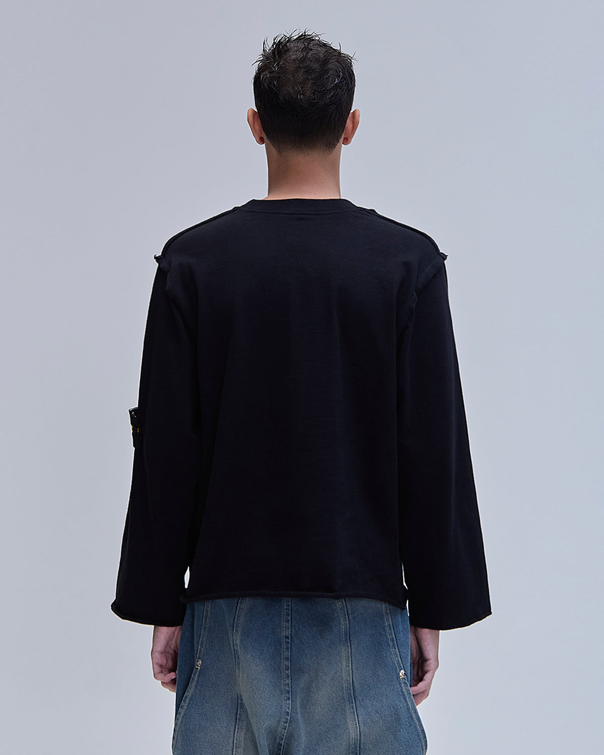 LONGSLEEVE MAD ISLAND PRETA