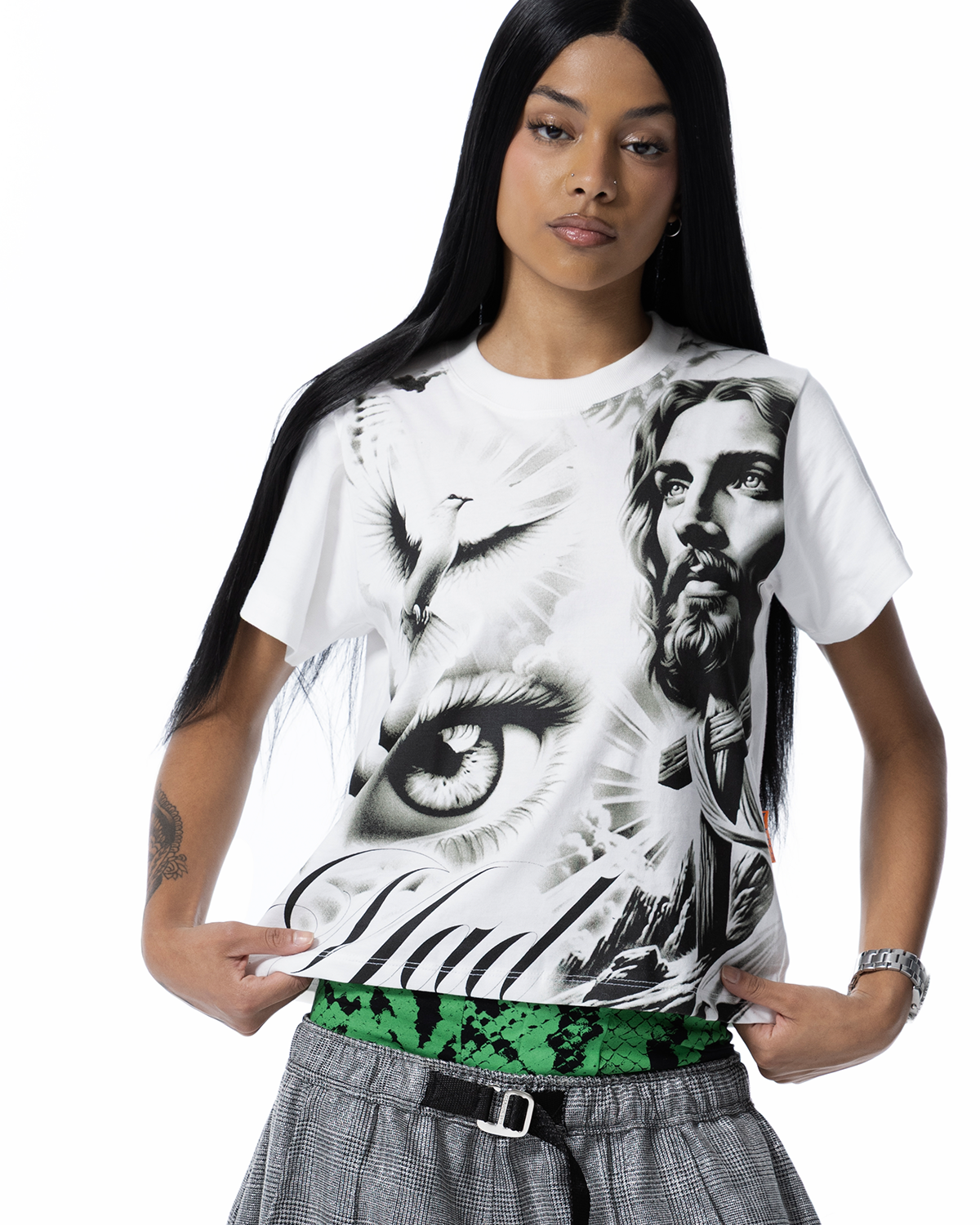 BABY TEE SANGUE DO CORDEIRO (OFF WHITE)