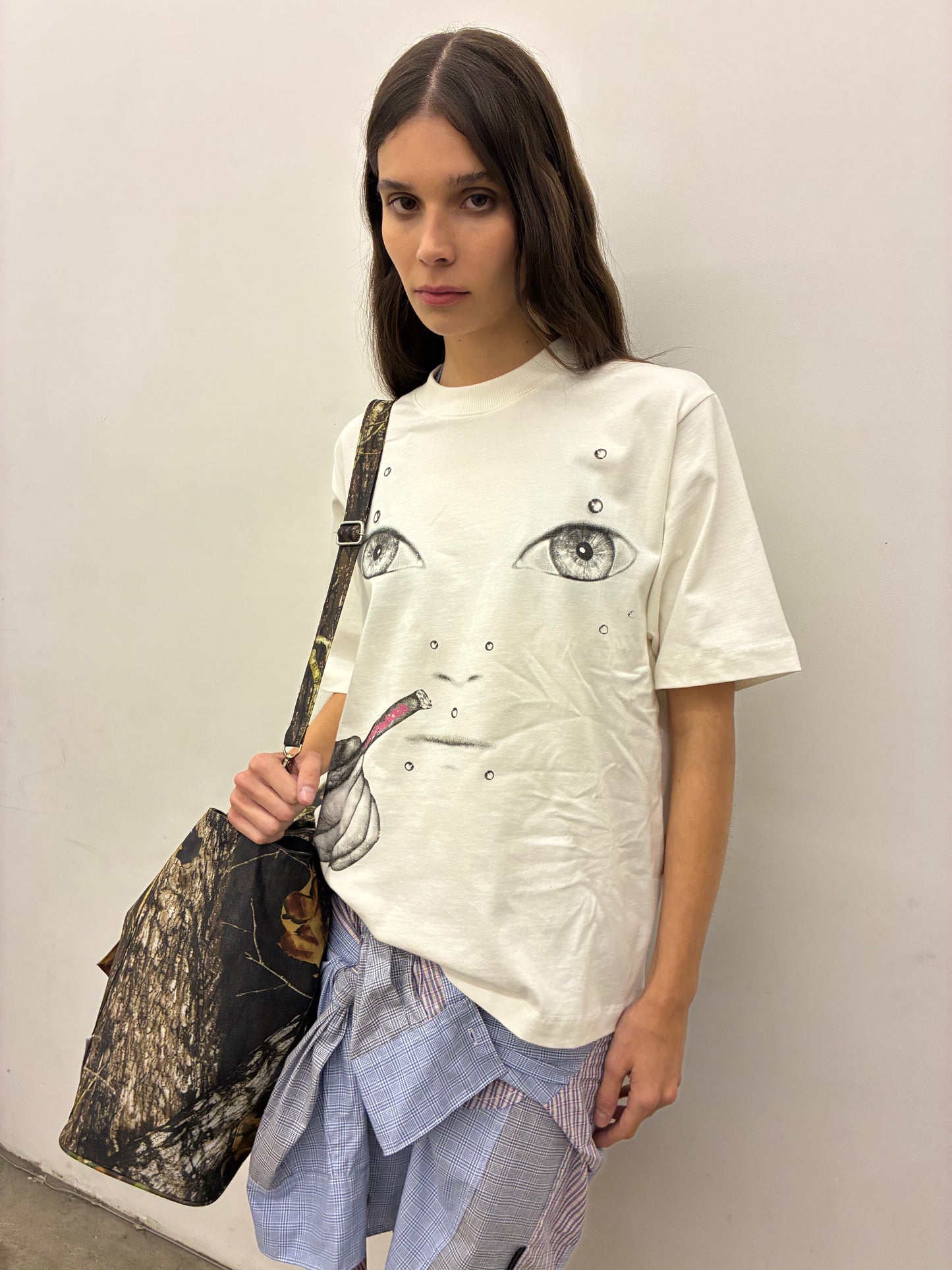 CAMISETA ALIEN BUFA (OFF-WHITE)