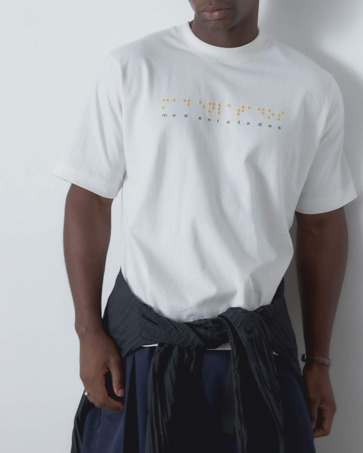 CAMISETA LIBRAS (OFF WHITE)