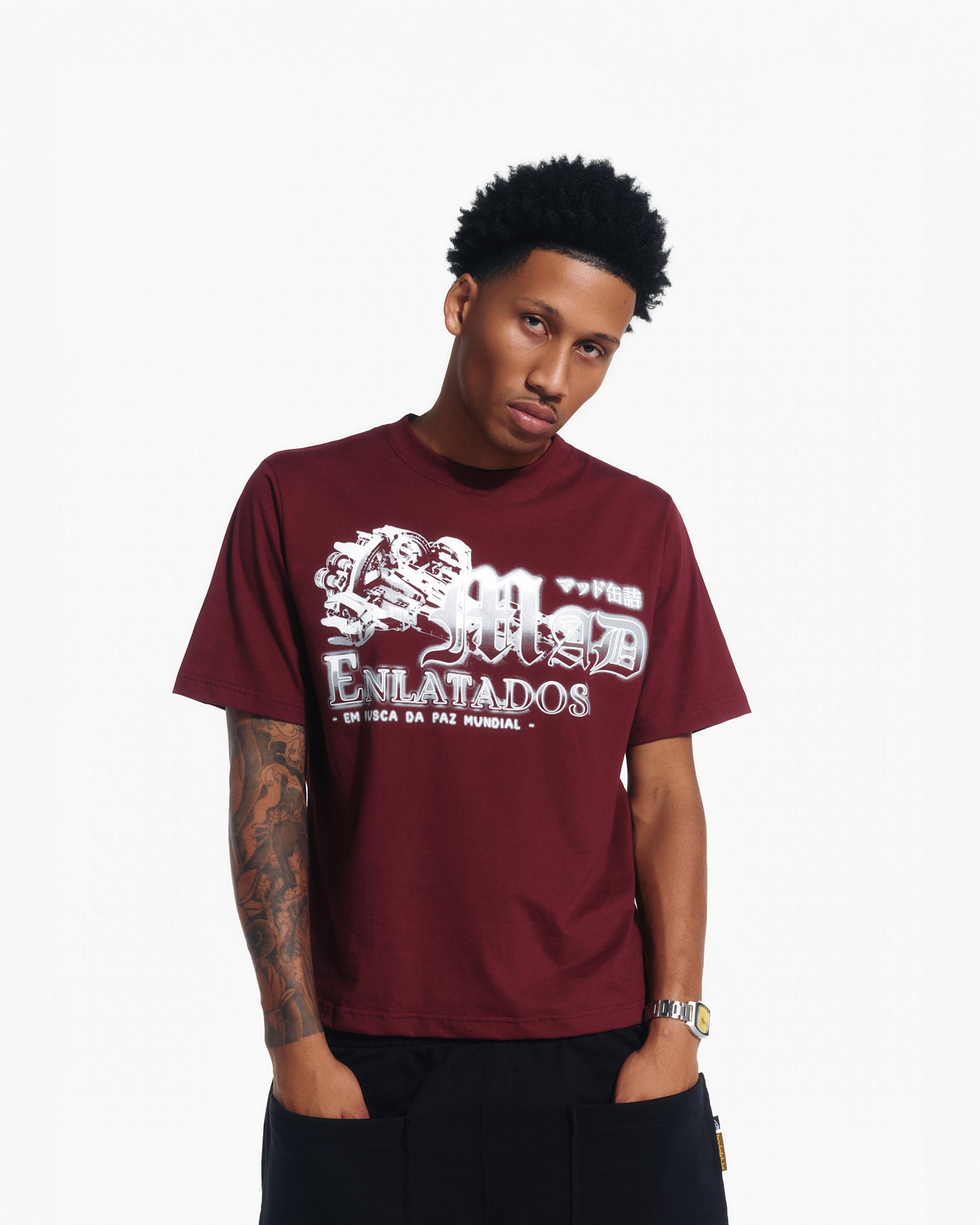 CAMISETA EM BUSCA... (ROXA)
