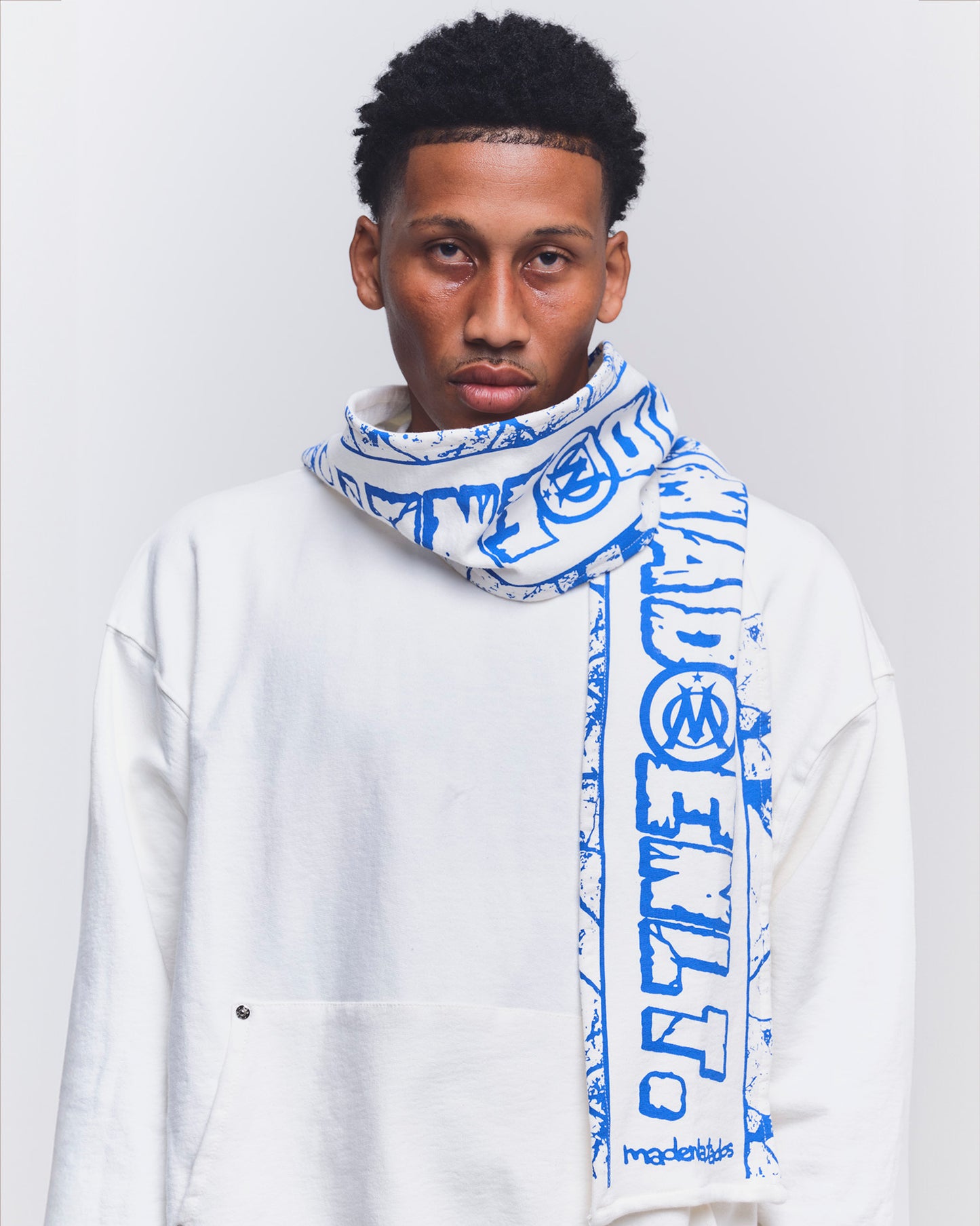 MOLETOM DURAG DE BRUXO CACHECOL DE TIME OFF WHITE