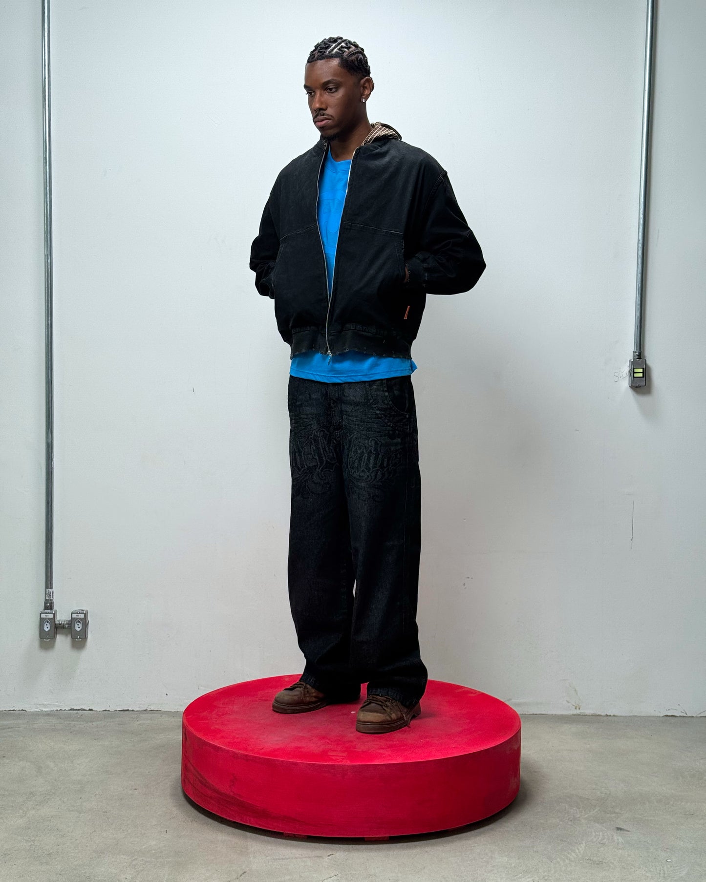 JAQUETA BOMBER CURSIVA (PRETO)