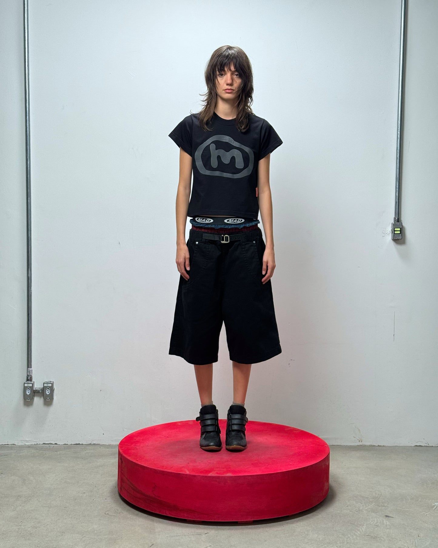 BABY TEE M RELEVO (PRETO)