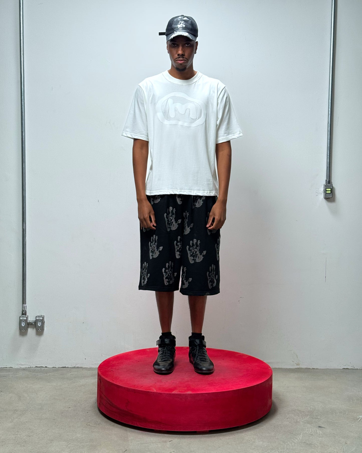 CAMISETA M RELEVO (OFF-WHITE)