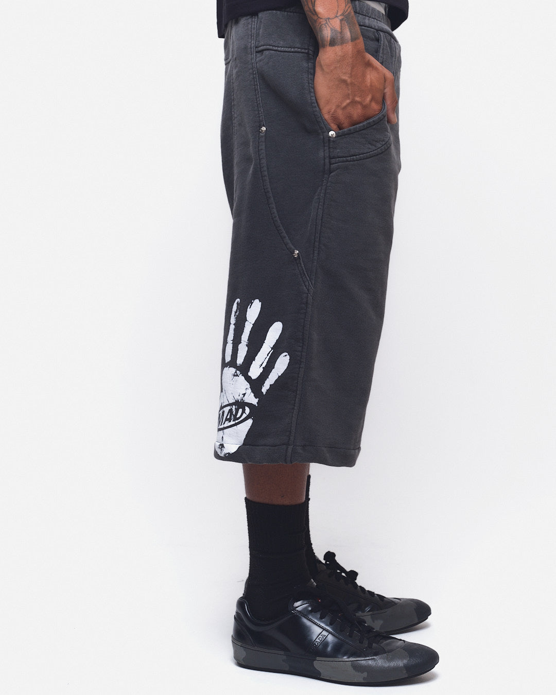 BERMUDA MOLETINHO DOUBLE HAND PRETO