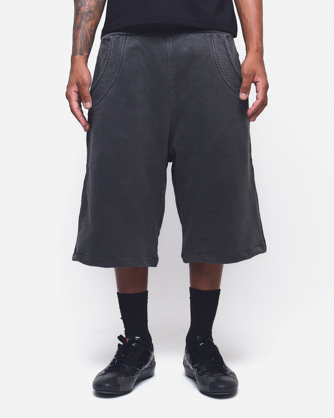 BERMUDA MOLETINHO DOUBLE HAND PRETO