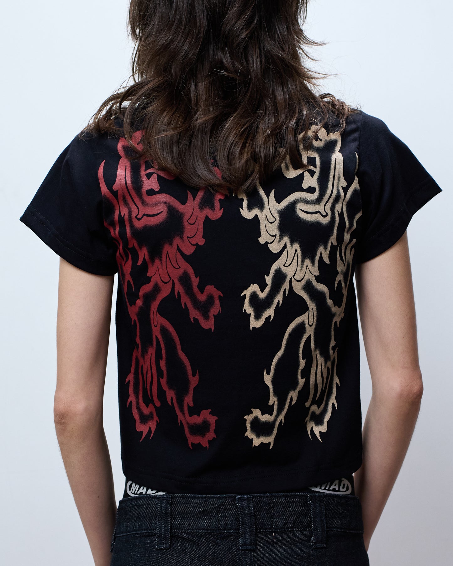 BABY TEE LEONINO (PRETO)