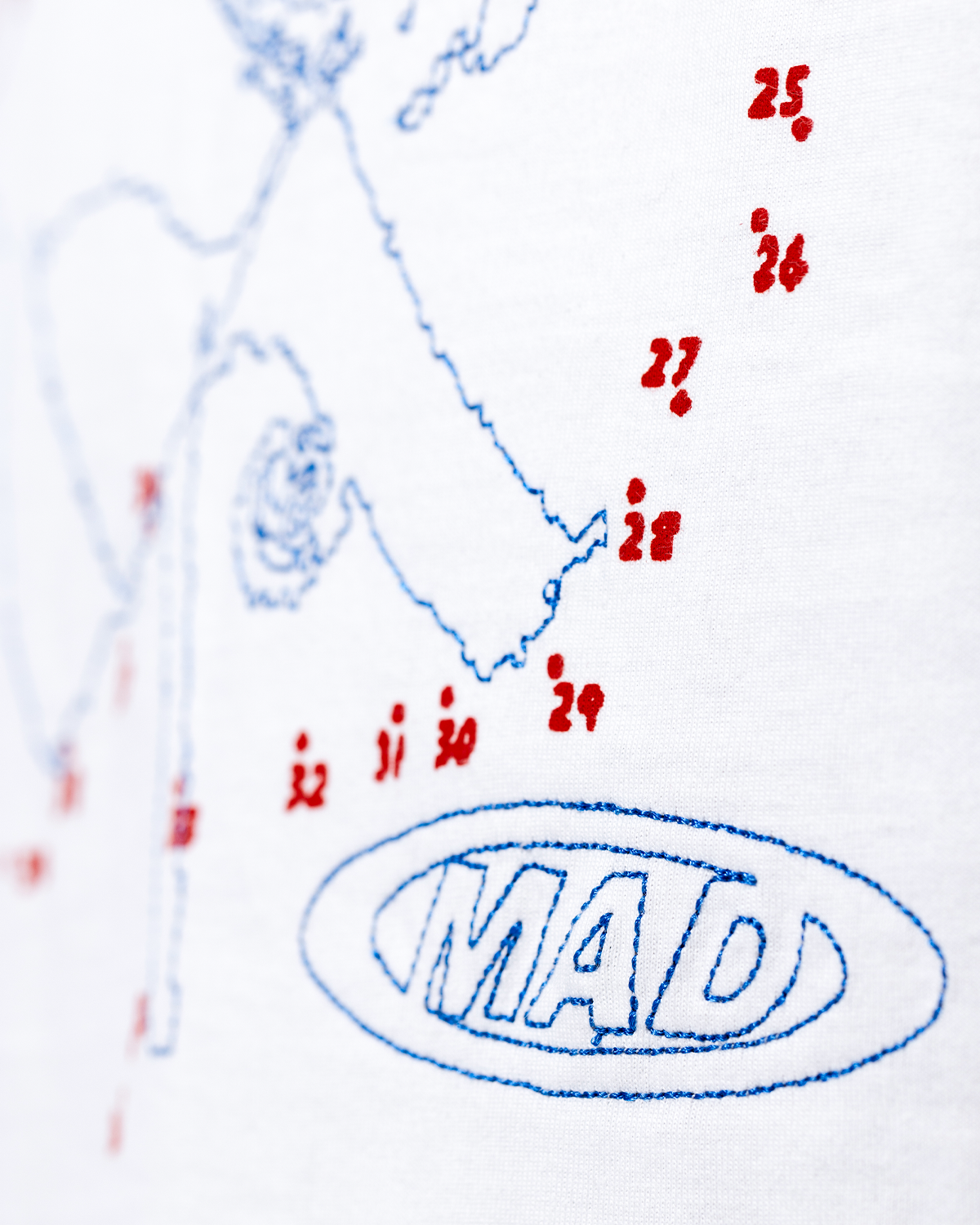 CAMISETA LIGUE OS PONTOS (OFF WHITE)