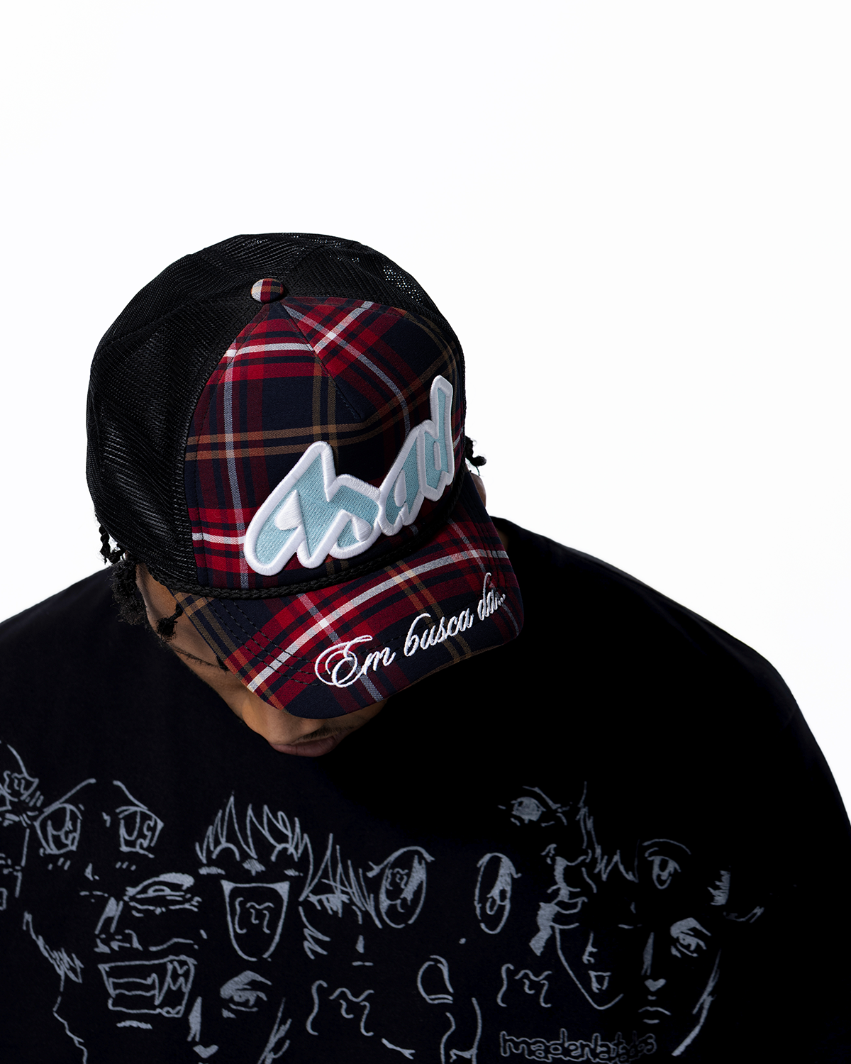 BONÉ TRUCKER XADREZ - EM BUSCA