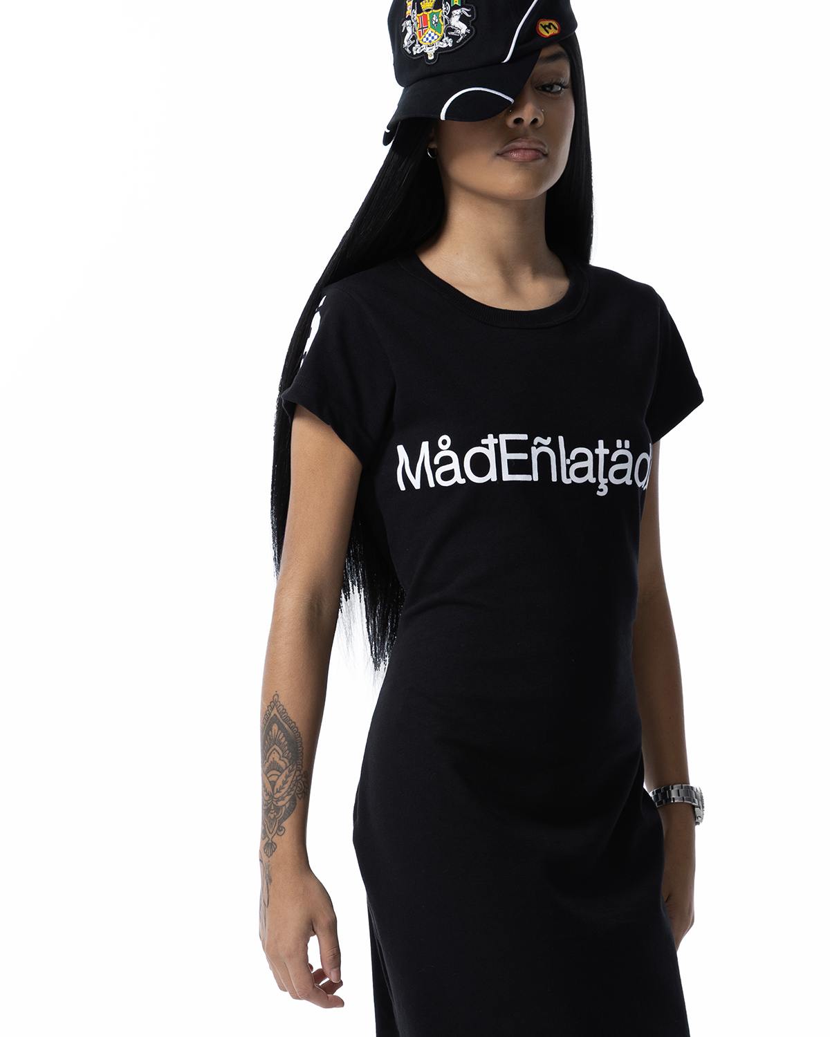 VESTIDO CARACTERE (PRETO)