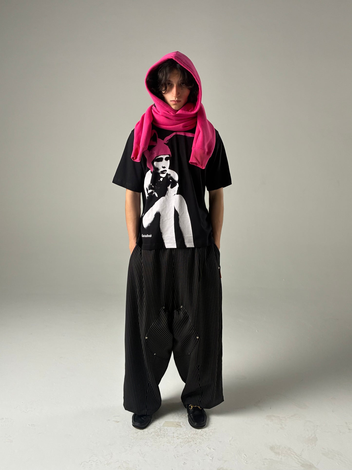 CAMISETA GUMMO (PRETO)
