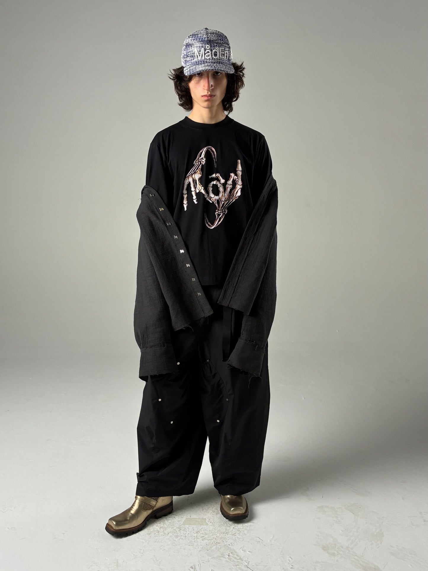 CAMISETA MAD KORN  (PRETO)
