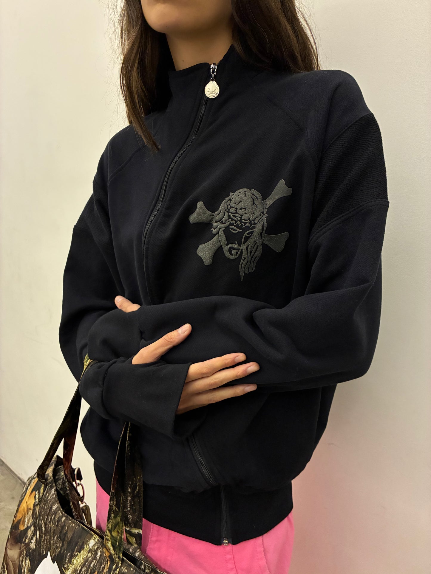 BLUSA MOLETOM ZÍPER "S" - JESUS CROSS (PRETO)