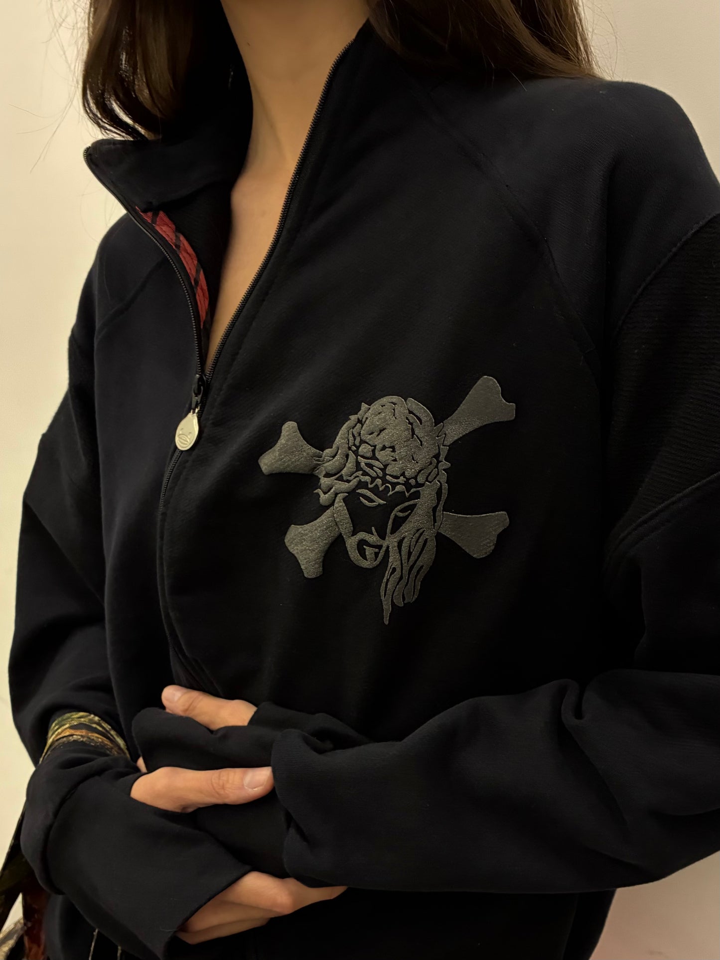 BLUSA MOLETOM ZÍPER "S" - JESUS CROSS (PRETO)