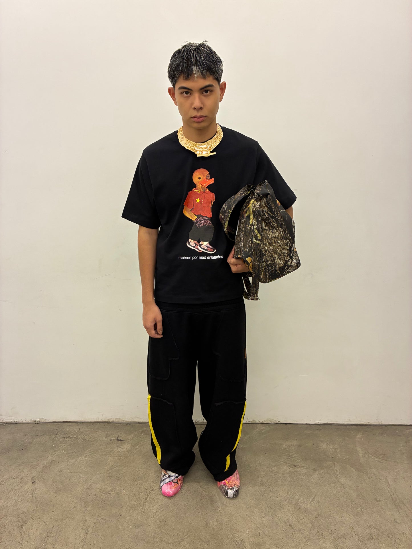 CAMISETA MADSON CHINA (PRETO)
