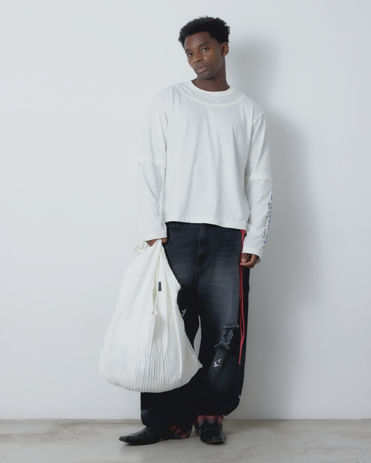 BOLSA SACOLA PLISSADA (BRANCO)