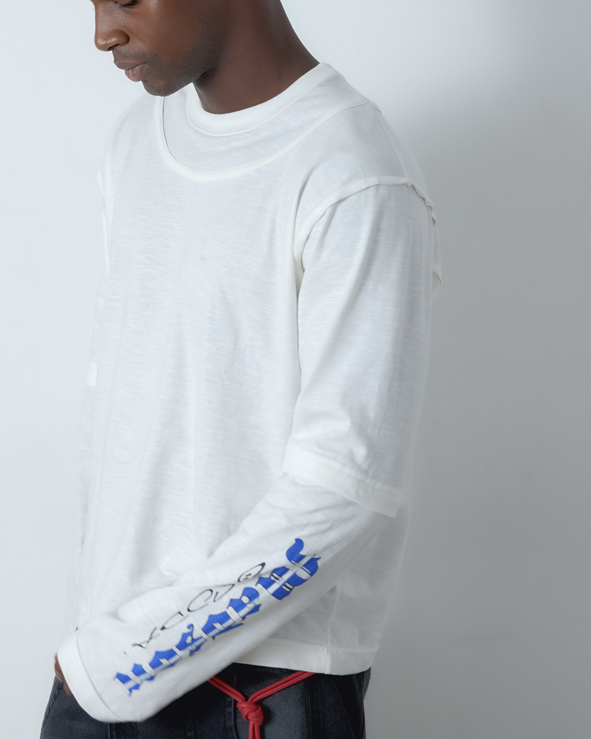 LONGSLEEVE CAMADAS (OFF WHITE)