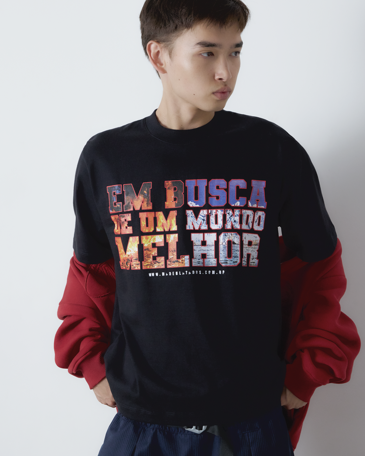 CAMISETA MUNDO MELHOR (PRETO)
