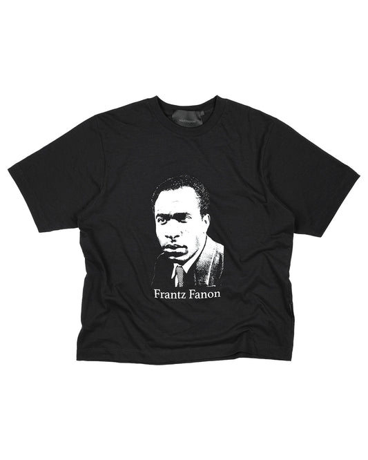 CAMISETA FRANTZ FANON DESTROIED (PRETO)
