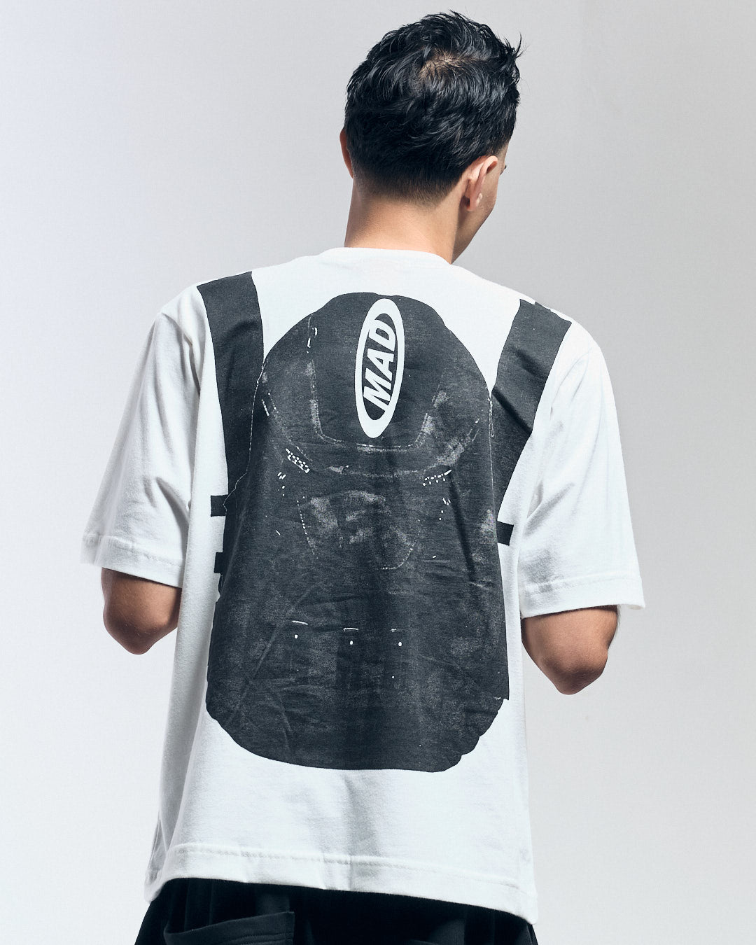 CAMISETA MOCHILA MAD OFF WHITE